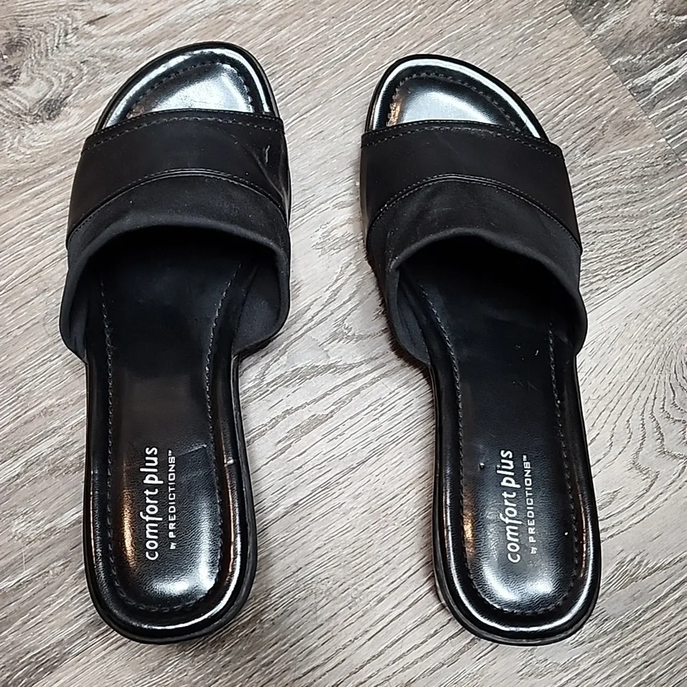 Predictions Comfort Plus Black Slide Open Toe Wedge Sandals